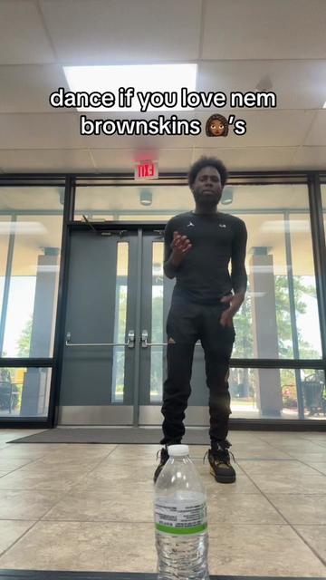 @Mr. Menaxe 🕴🏾