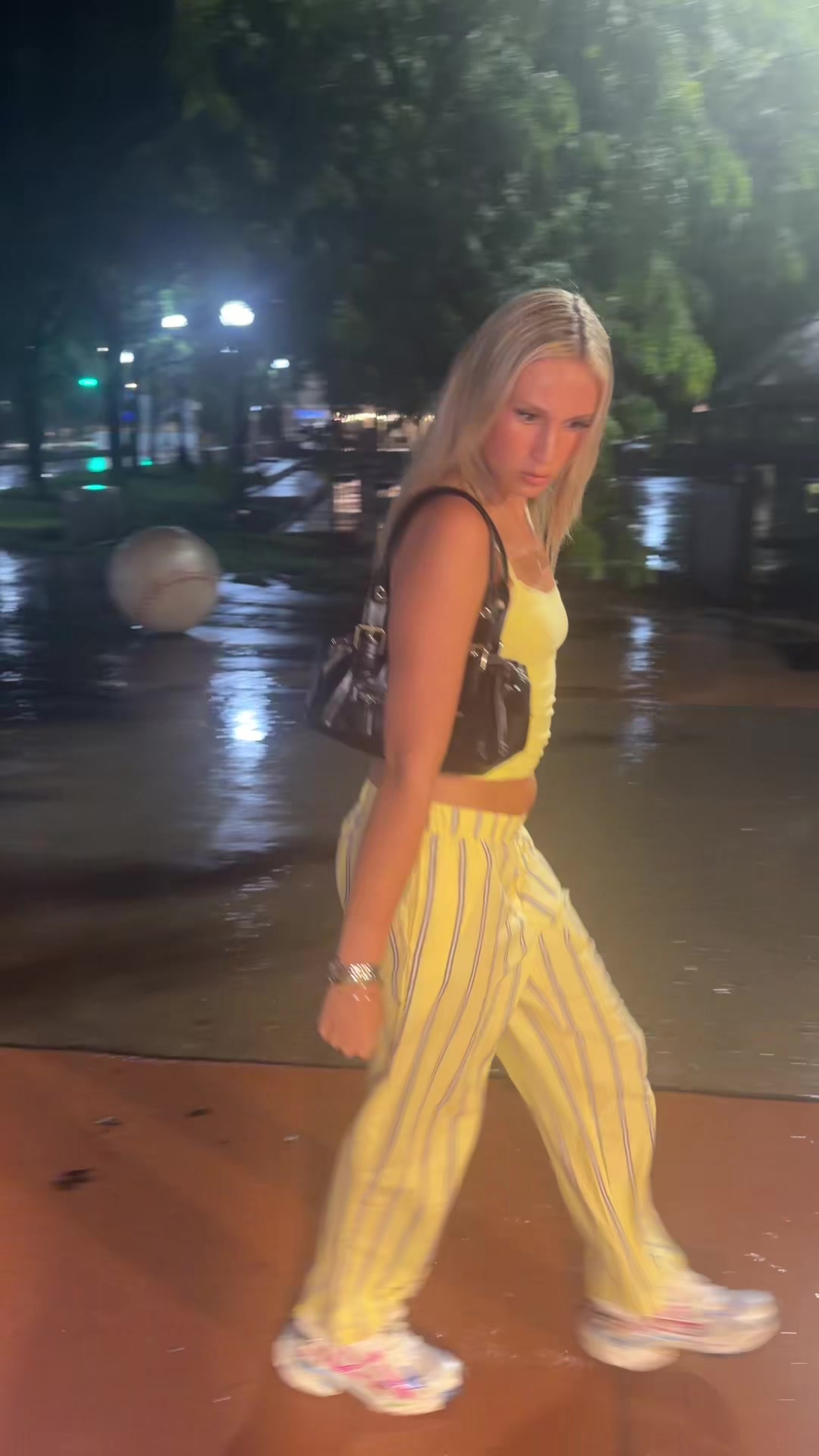 @R