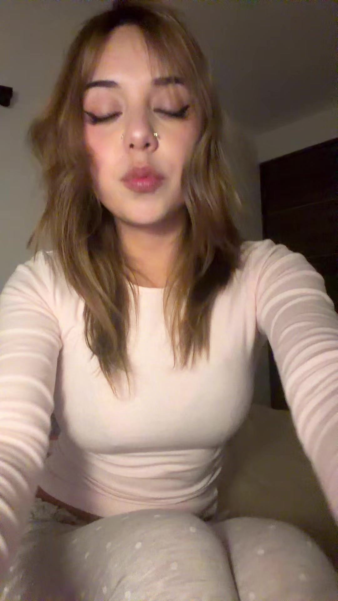@Kitty_