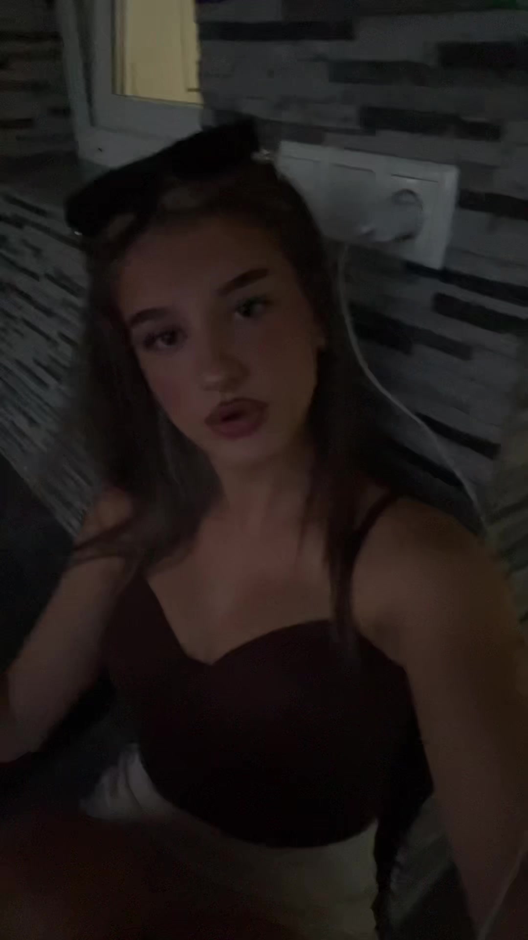 @🇦🇱