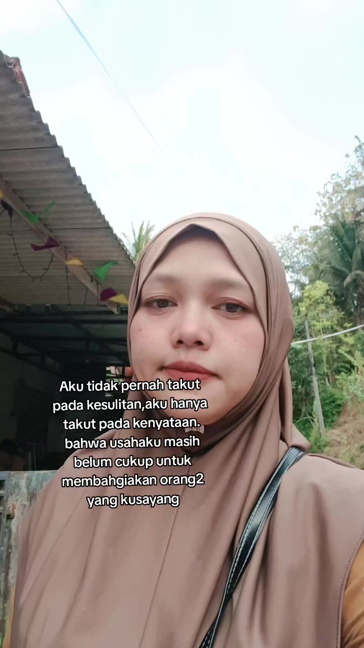 @LauraQory||Berkah outfit