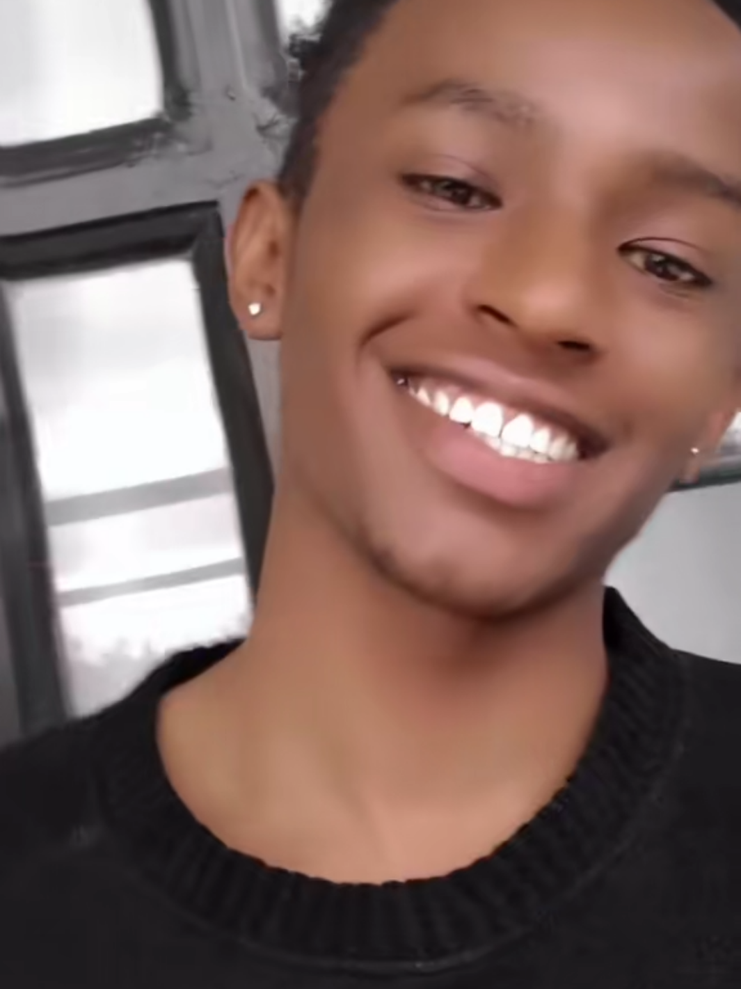 @yournextboyfriend๐