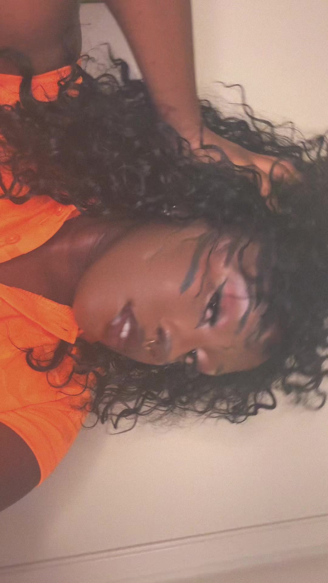 @💜𝙴𝚜𝚜𝚎𝚗𝚌𝚎💜