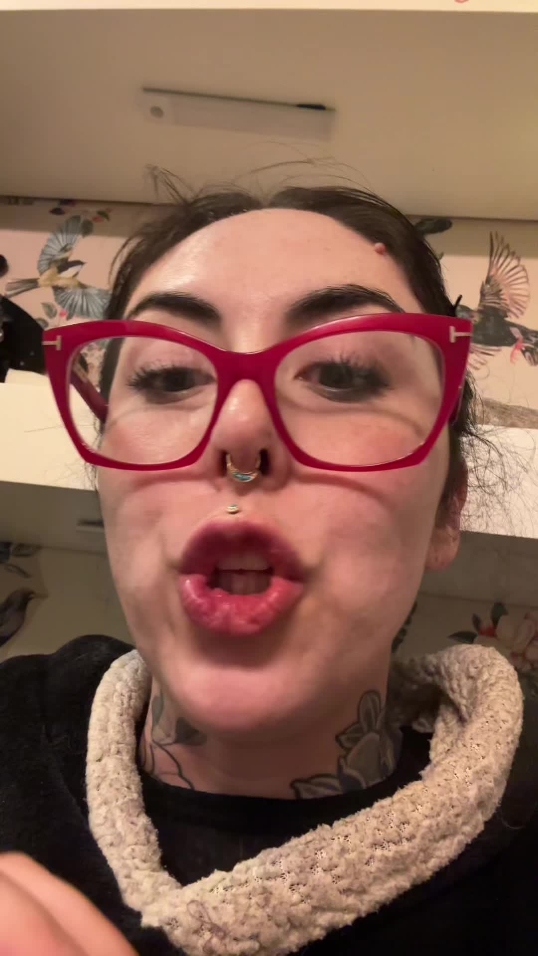 @Chloee