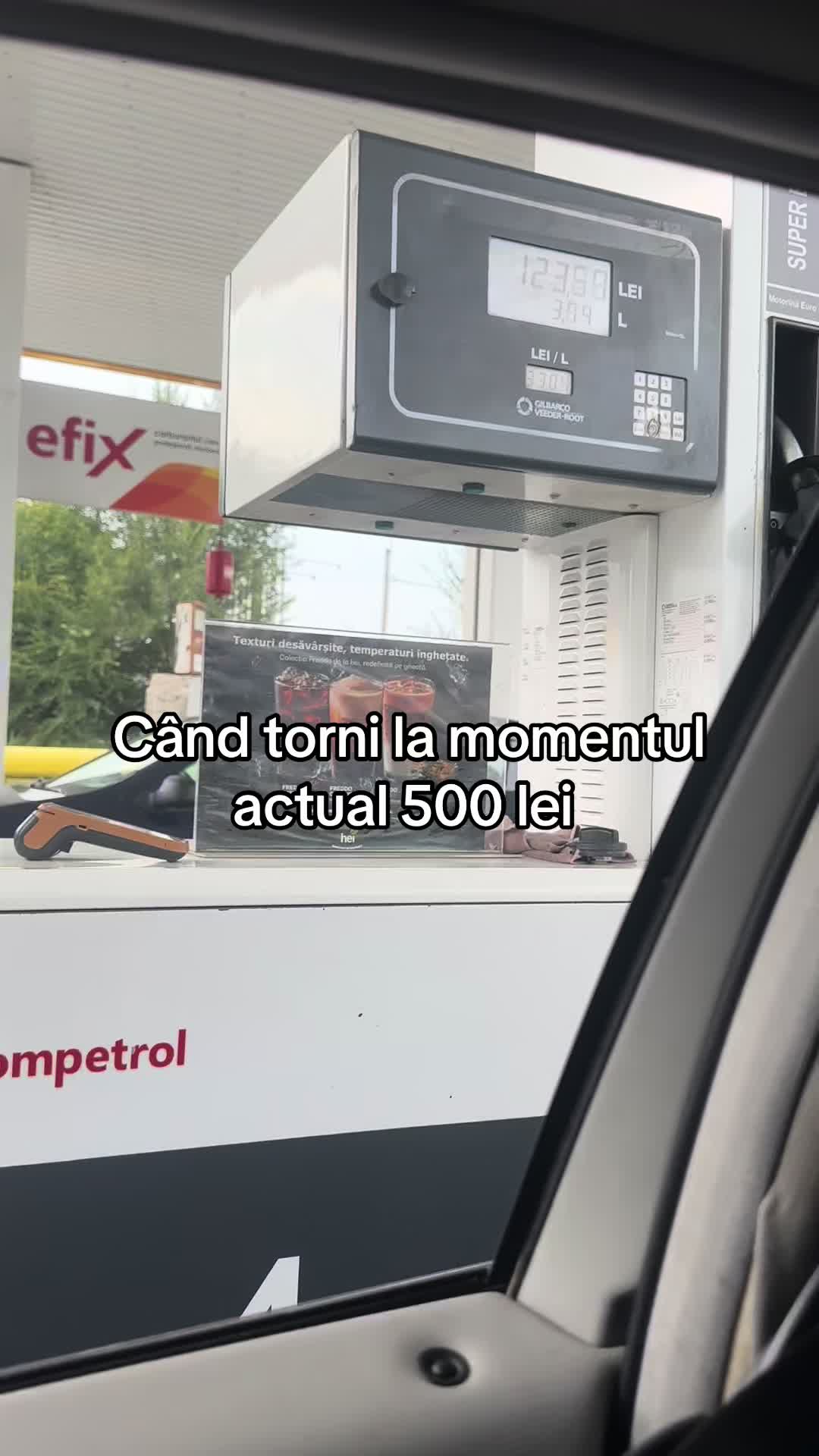 @👩🏼🚘