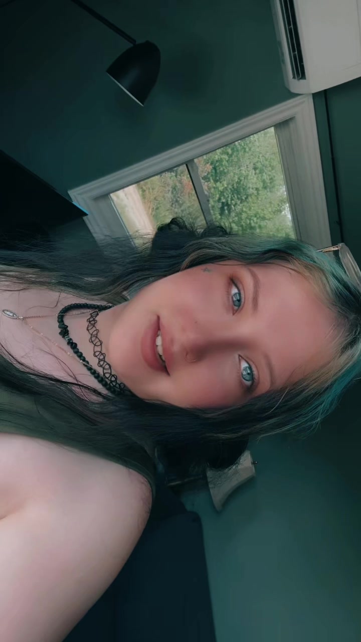 @Trippyhippywitchy