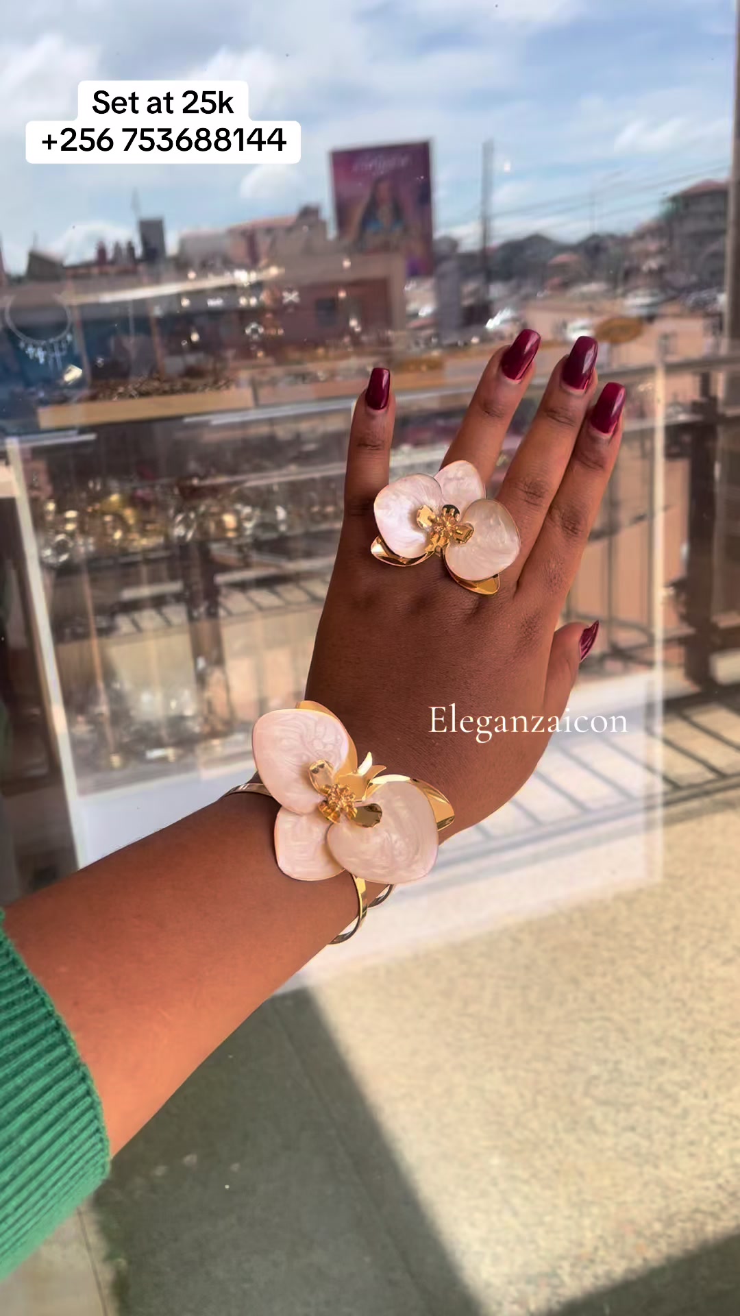 @ELEGANZAicon-jewelry/bag/heels
