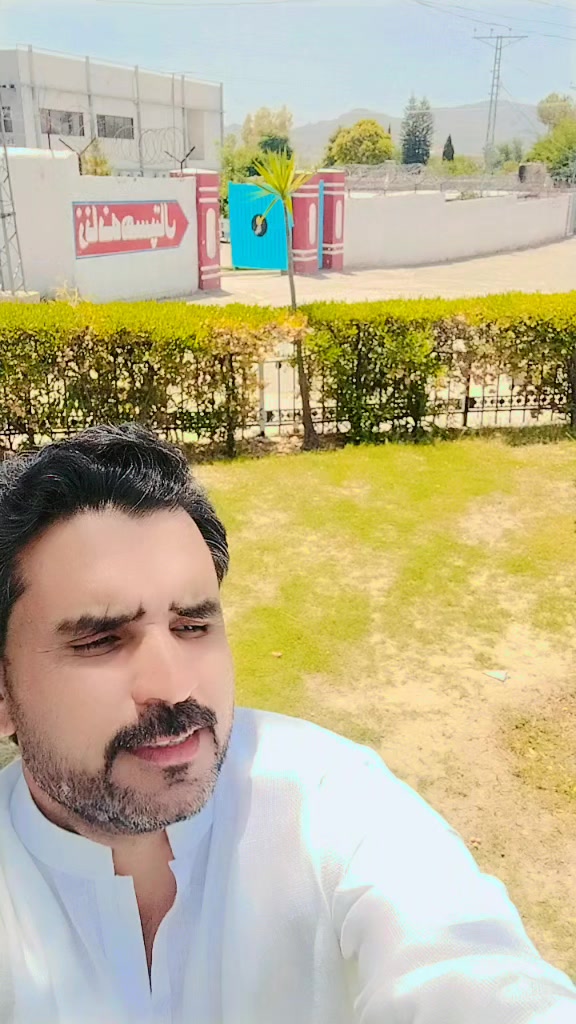 @ناصر خان وزیر