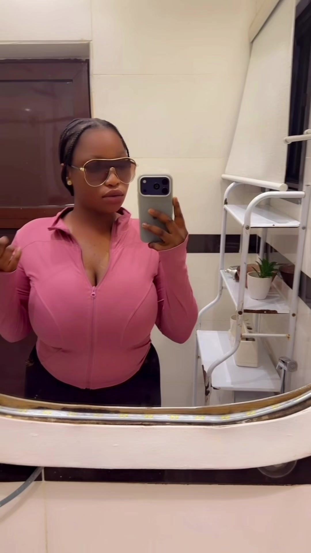 @Ayomide❤️