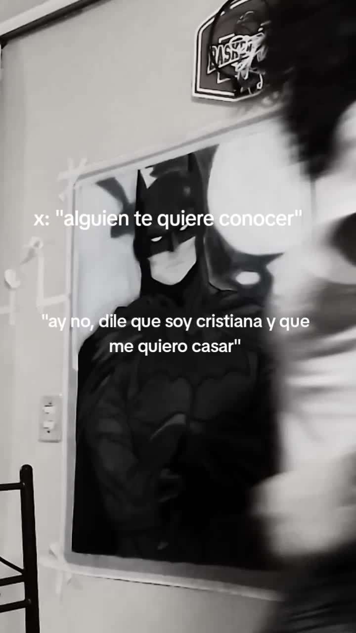 @chinolis_Eliza