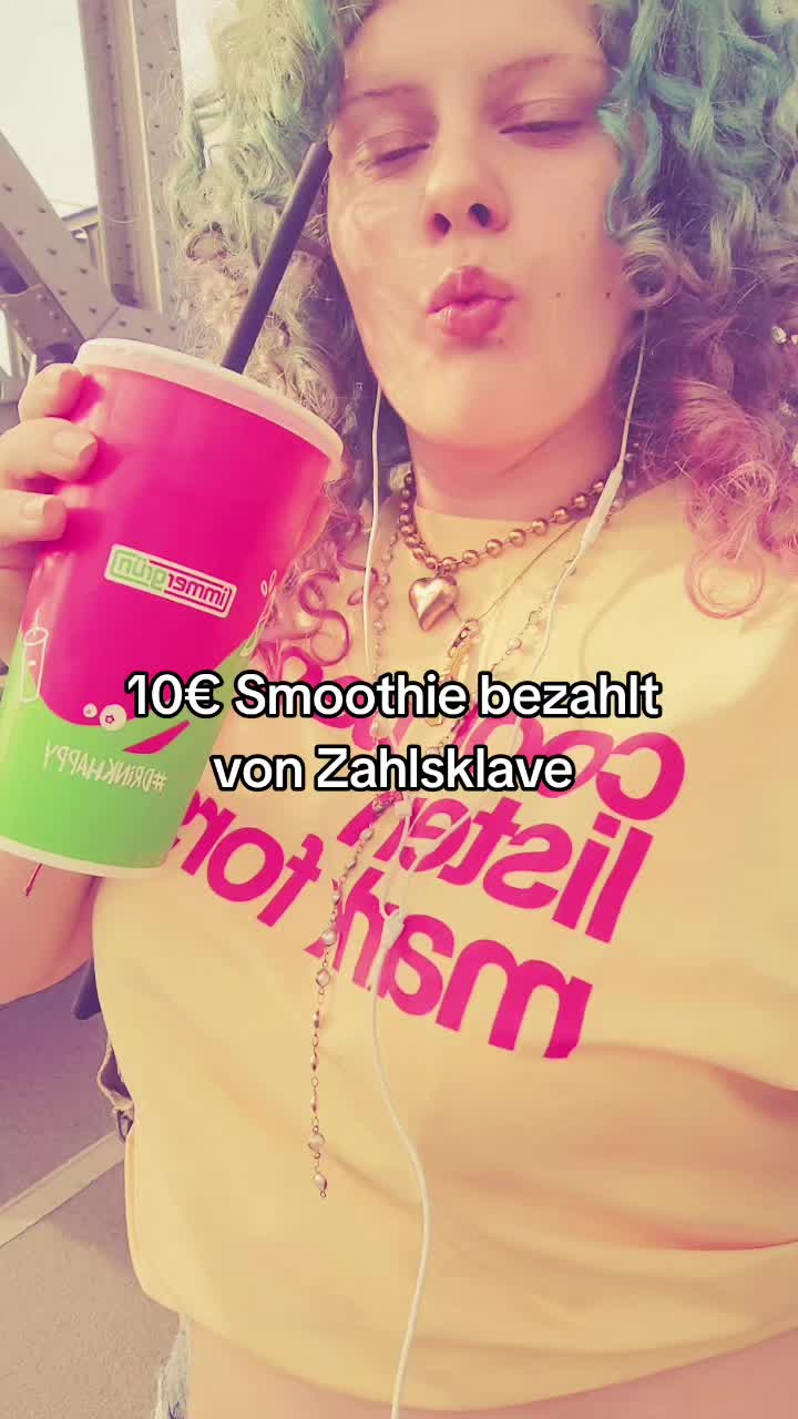 @Nina 🦛