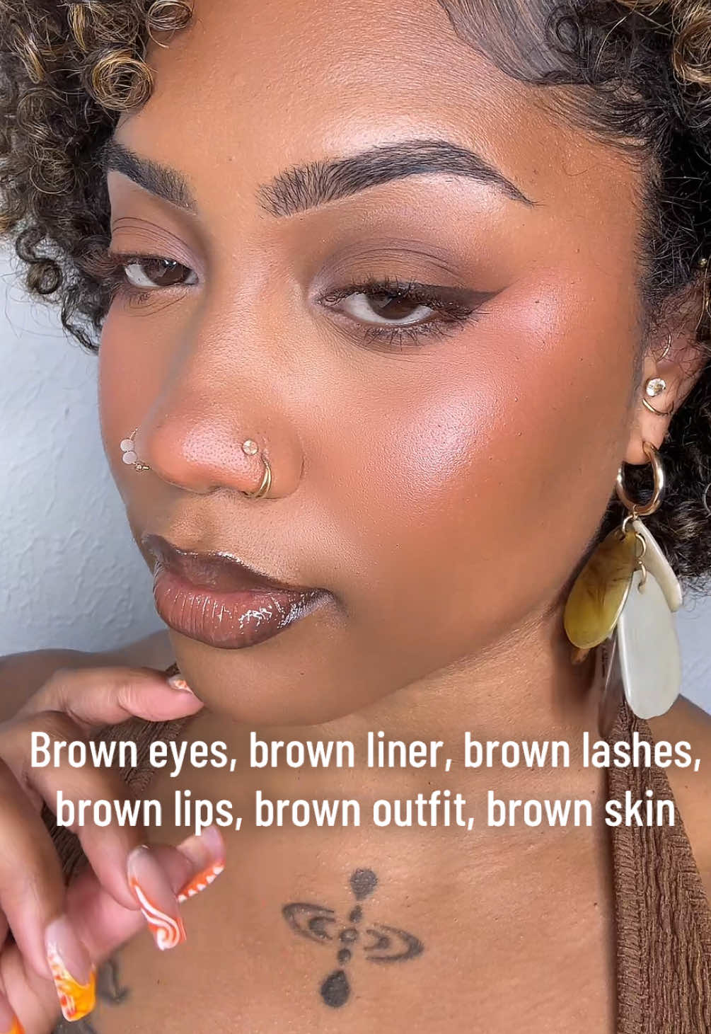 @curlybeviie