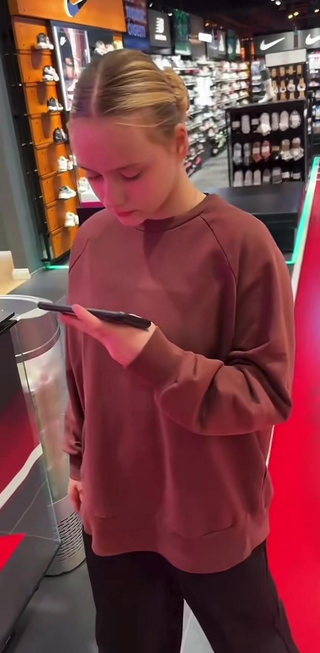 @Valeria nehurenko official