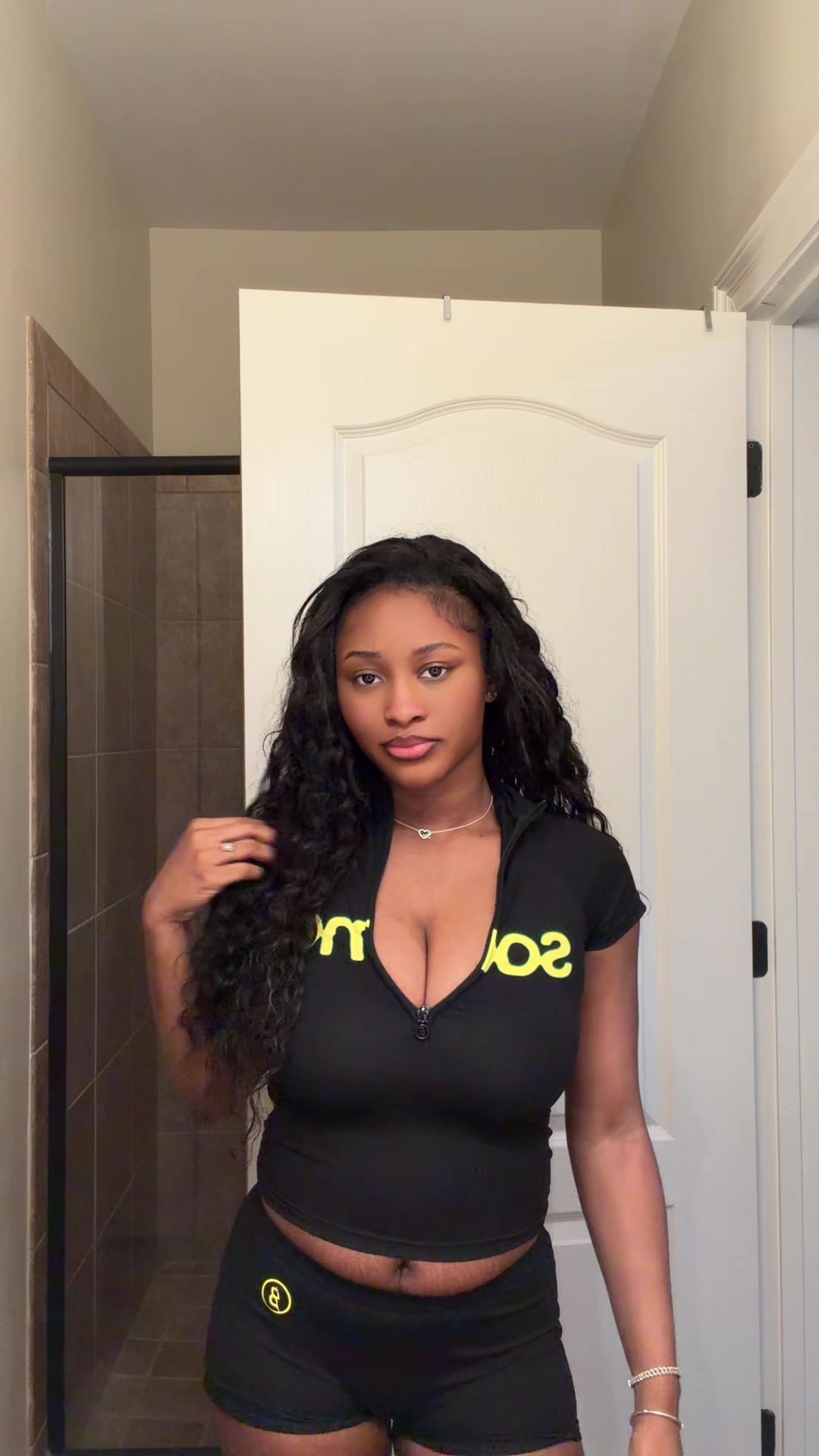 @SHANYA MARIE