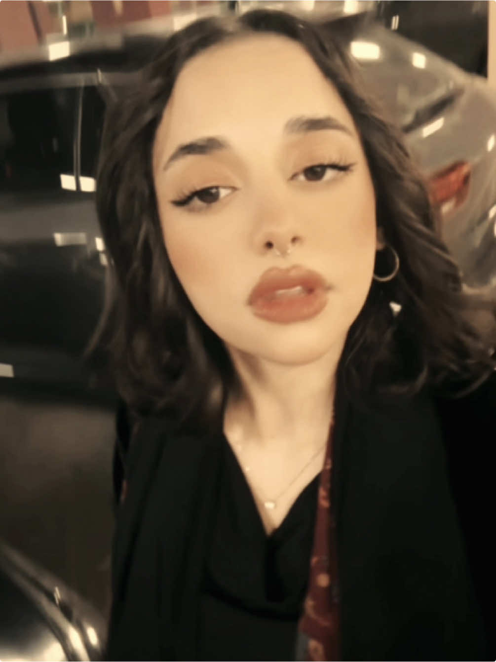 @AMIRA