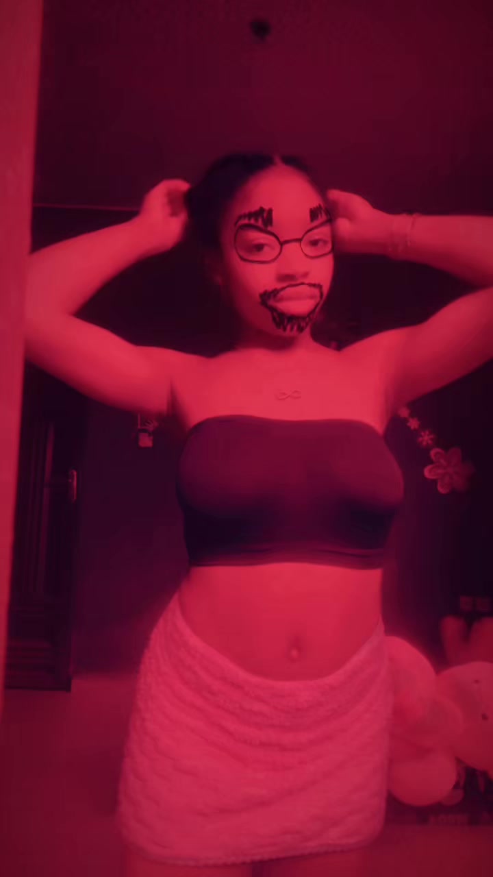 @𝓒𝓗𝓘𝓝𝓔𝓜𝓔𝓡𝓔𝓜💋