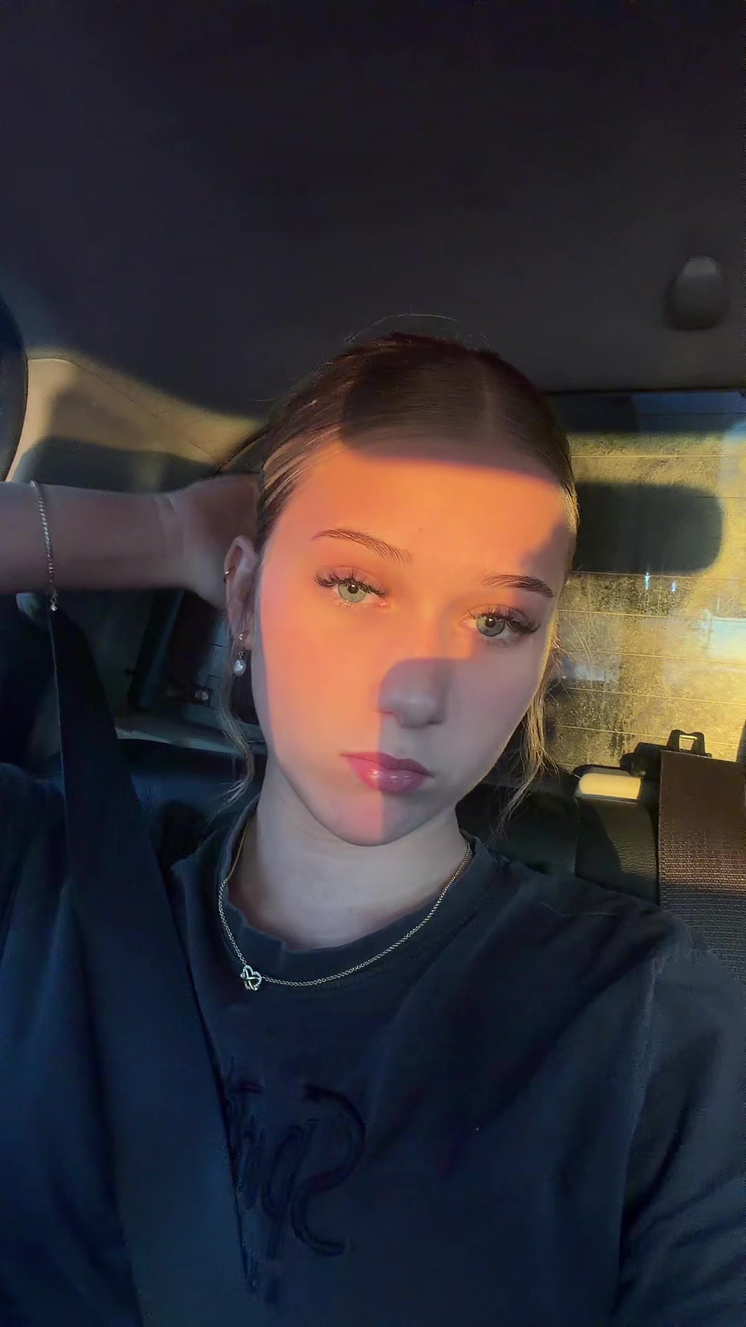 @𝐬𝐚𝐦𝐢 𝐛𝐚𝐲𝐧𝐡𝐚𝐦