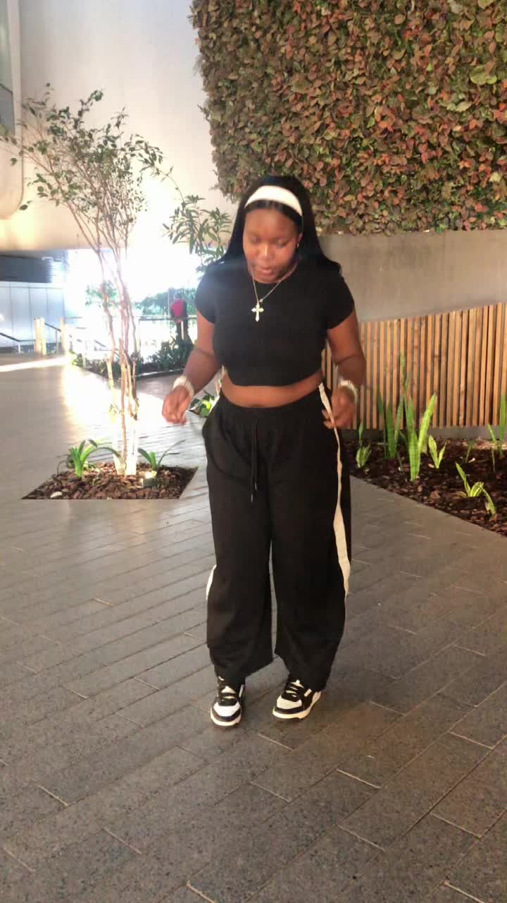 @nessawessa🐿️