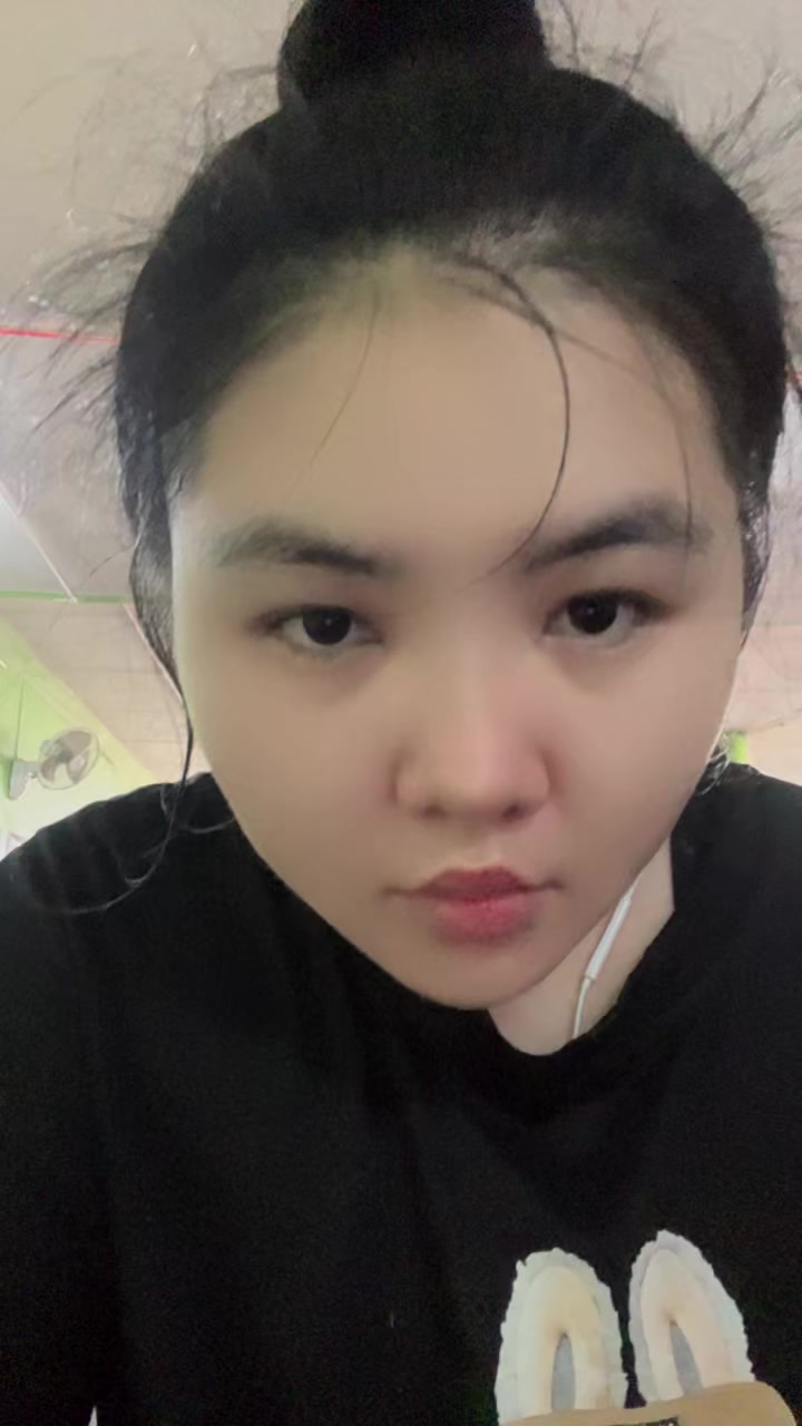 @EiEiPhyu