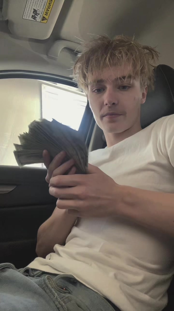 @dee