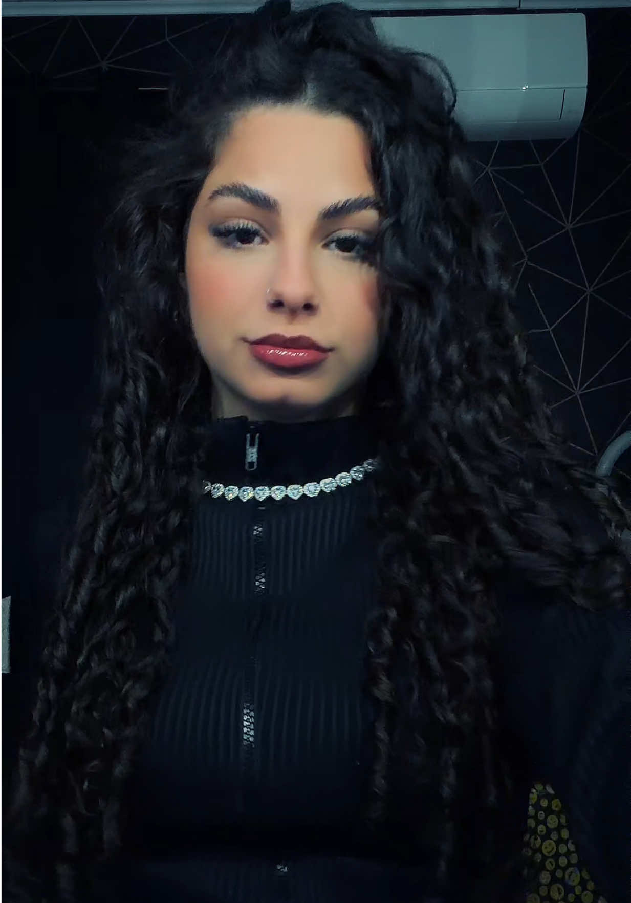 @Julya