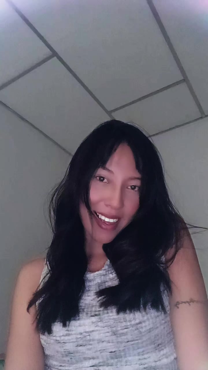 @AdriRainboworld 🌈✨