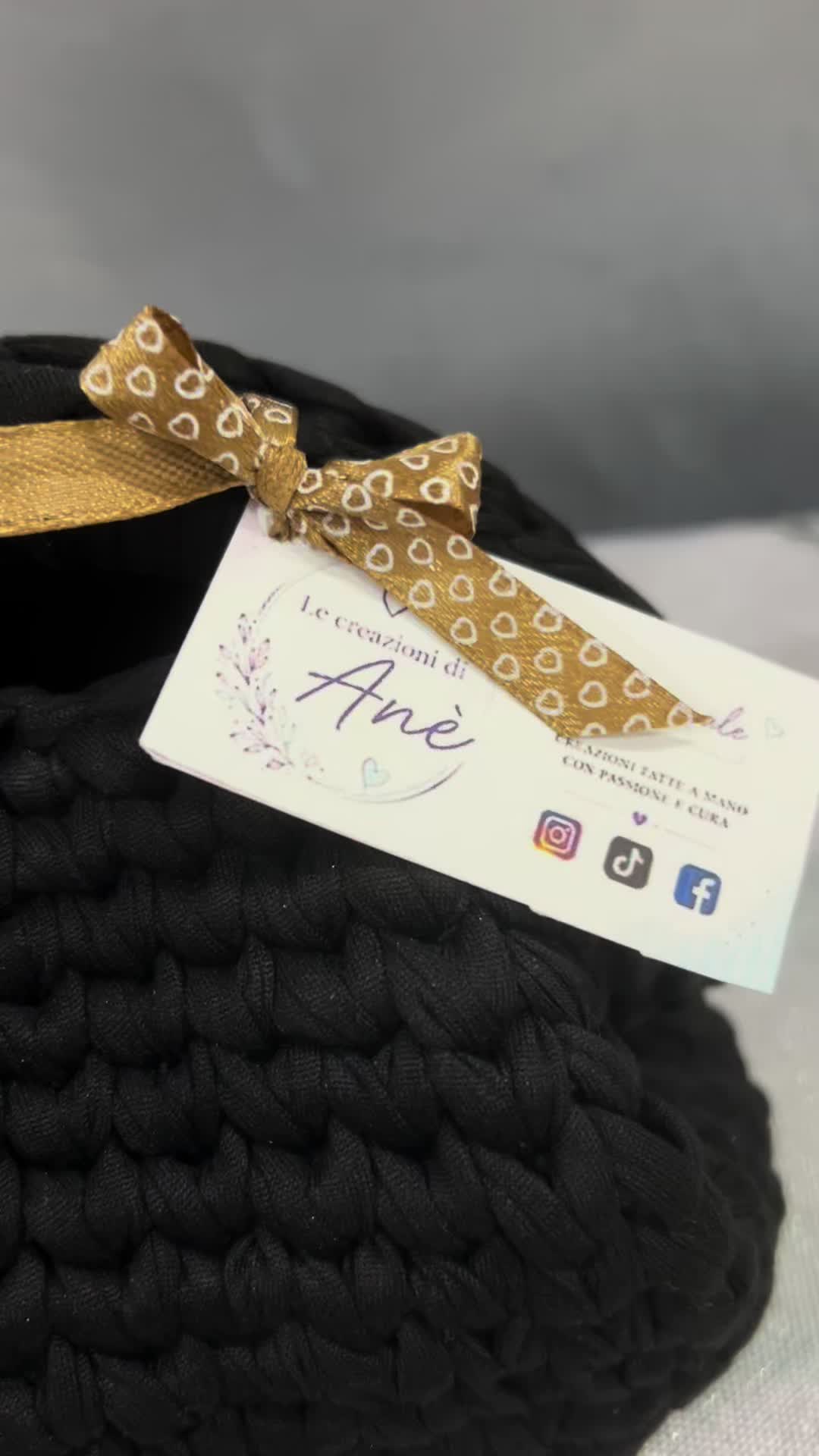 @AnnaEnzoRaffAntonia Celentano