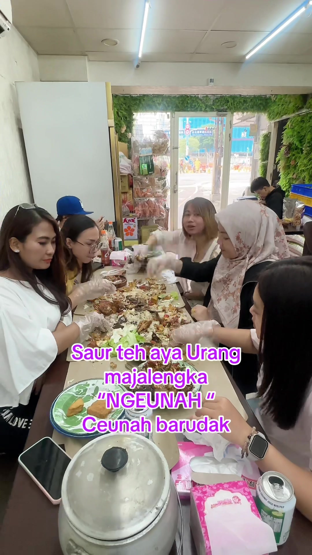 @Saung Sunda Teh Mojang