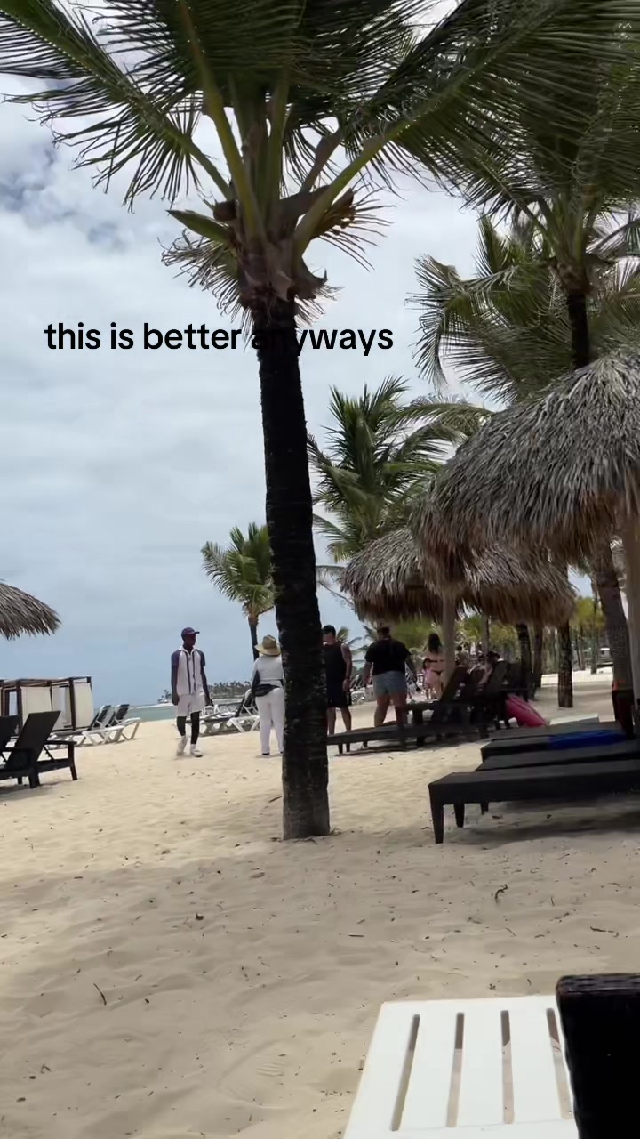 @zoeyycityy_