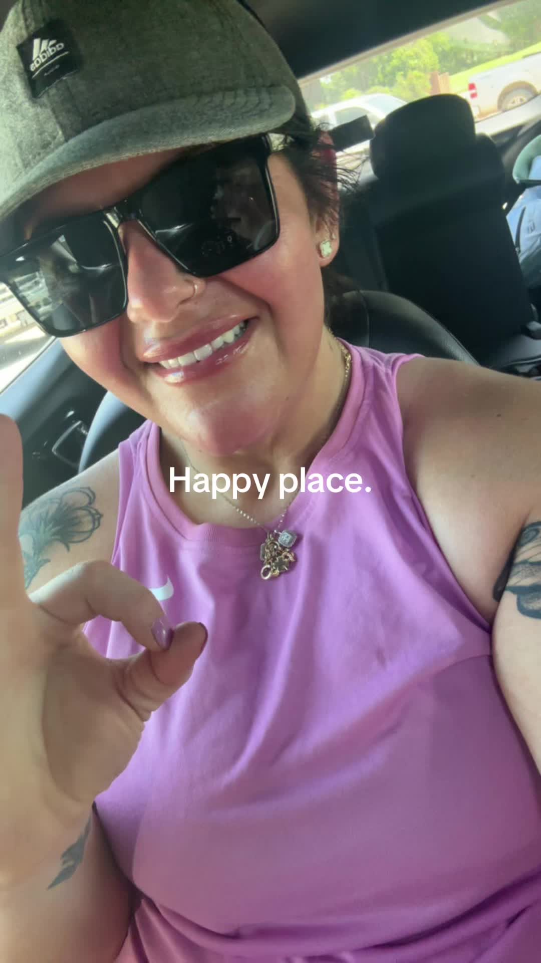 @Christina_Nicole