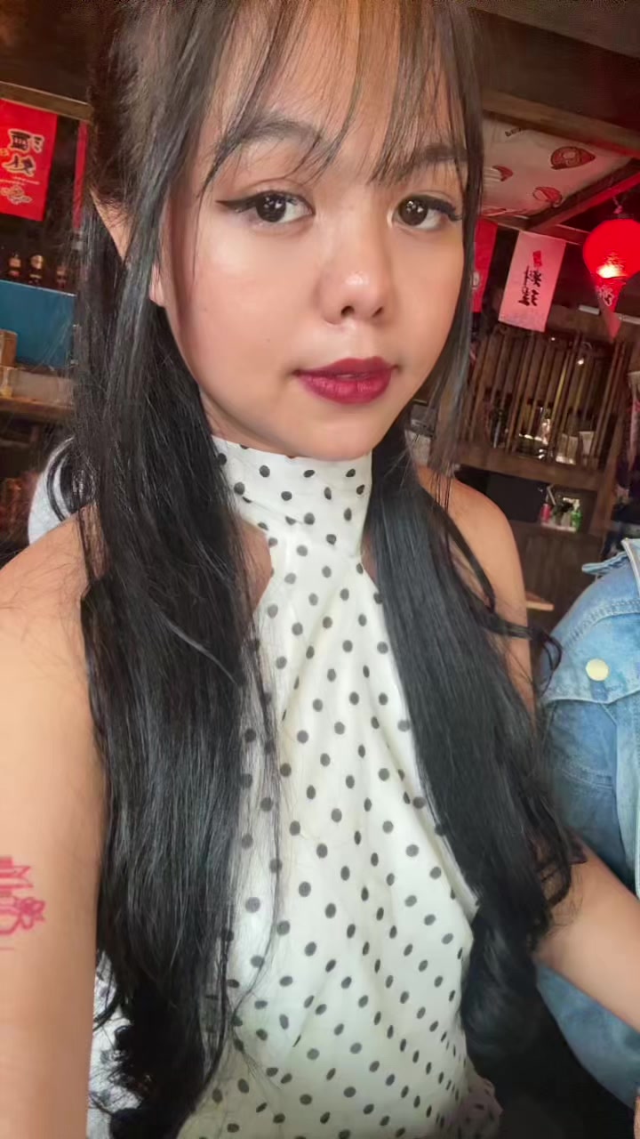 @Jloriaaa