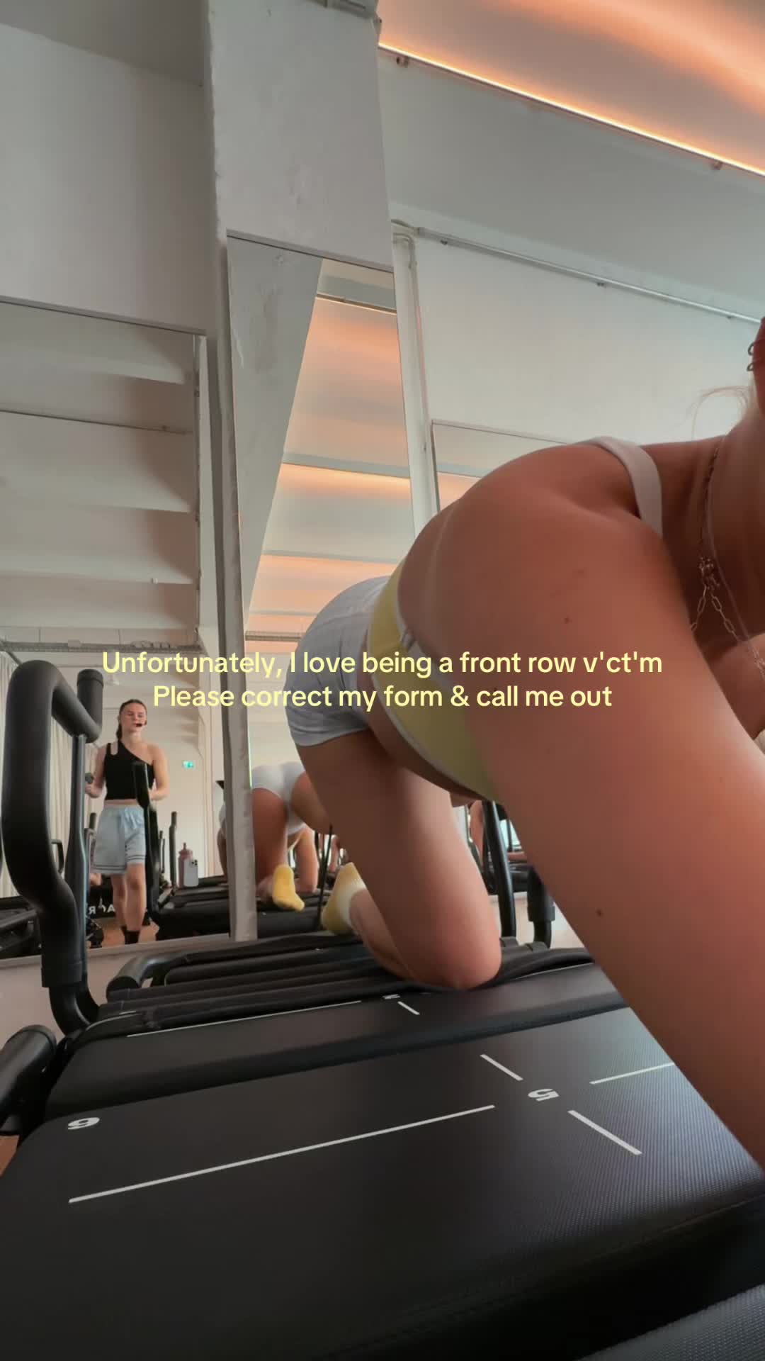 @VIVIANN