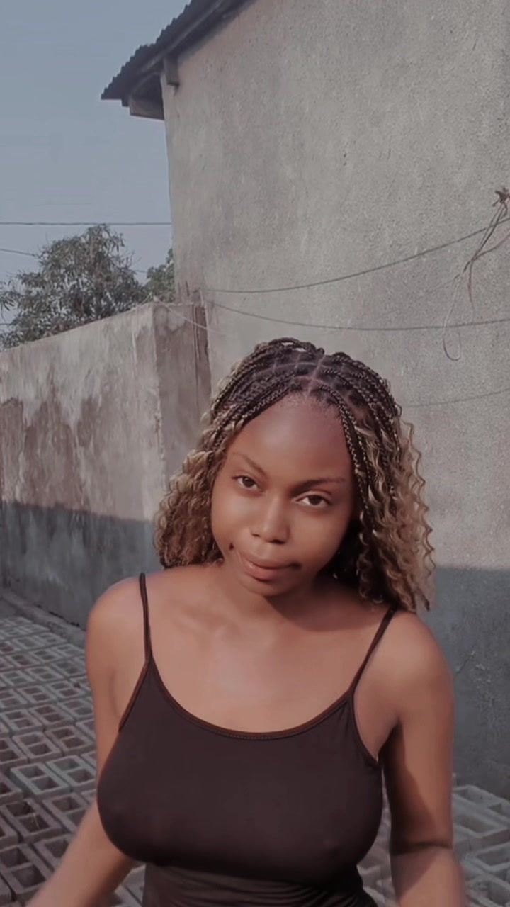 @Djenny Lusamba