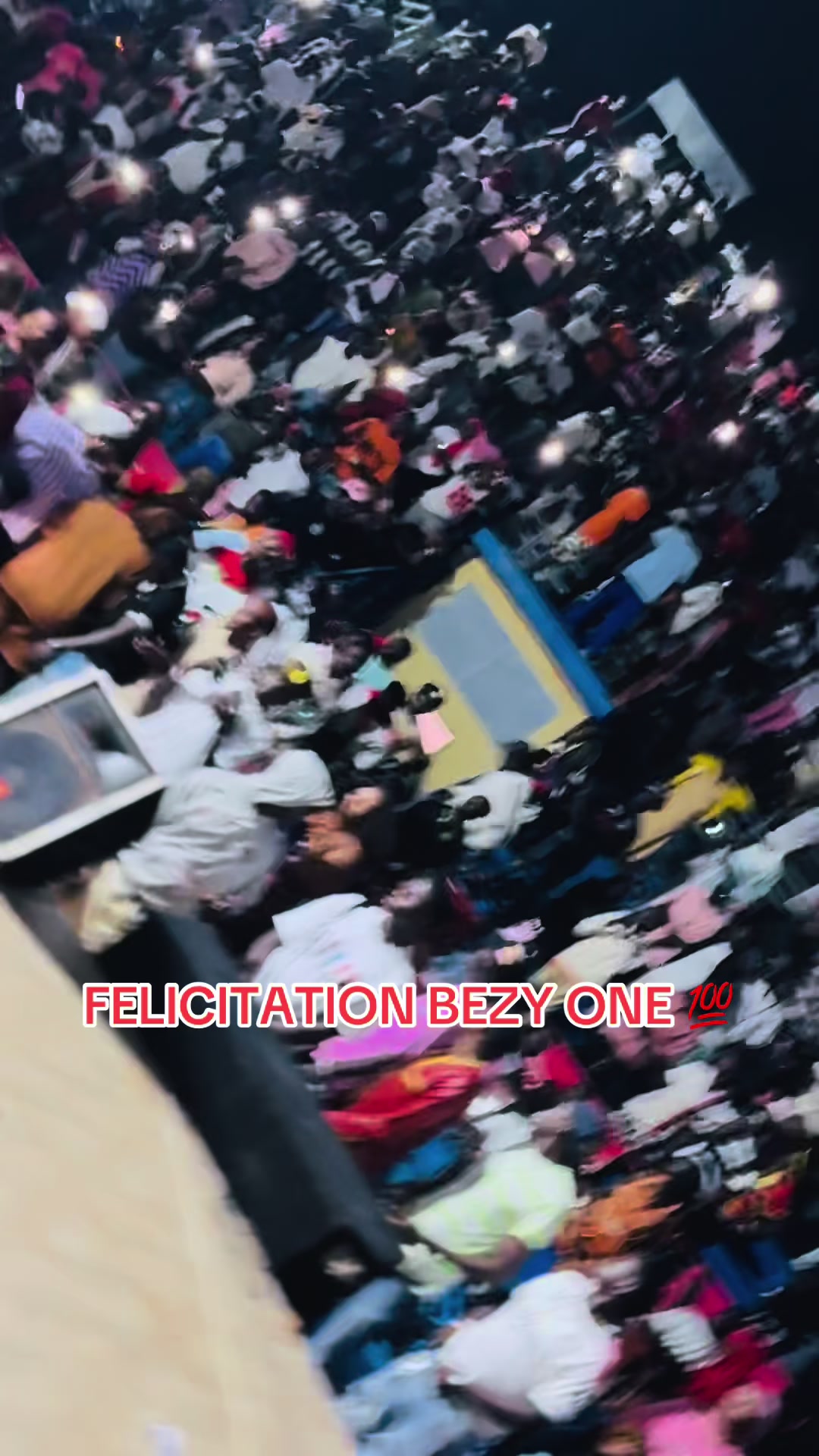 @WEEZYFASHION