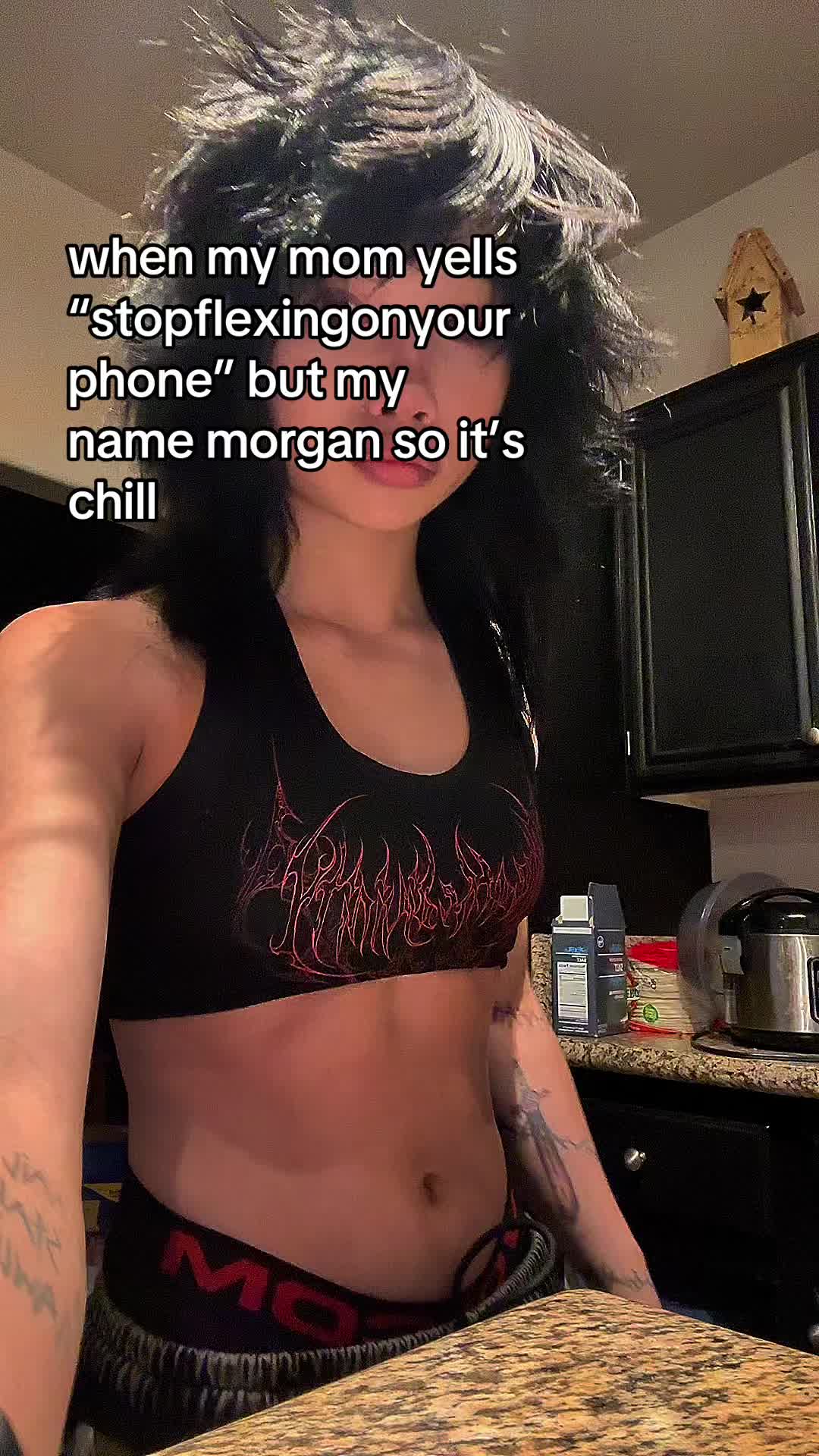 @yummyknivez