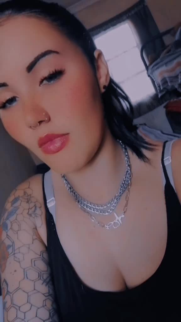 @❅🖤Cryptic.lonewolf🖤✵