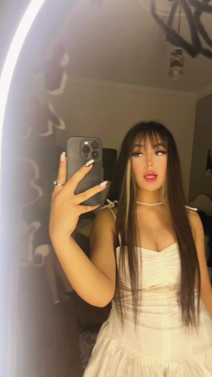 @felora