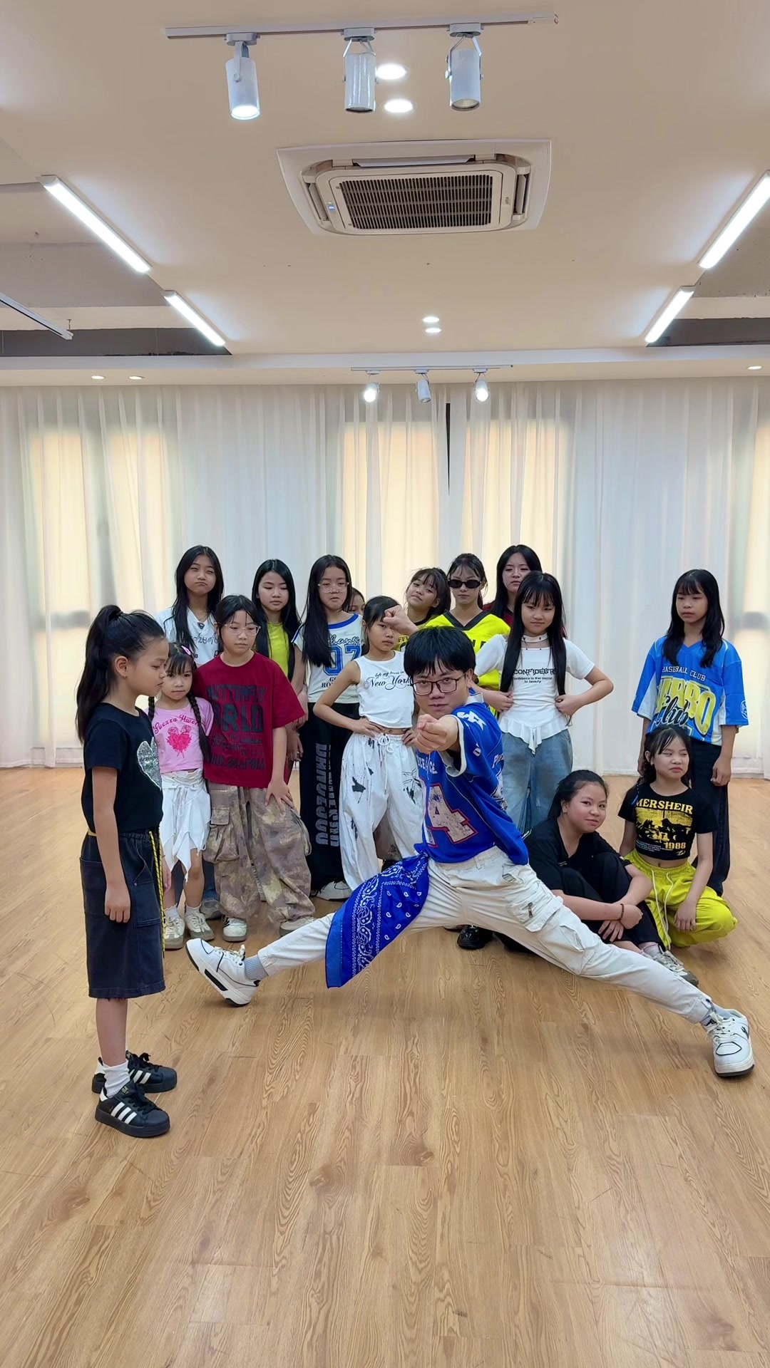 @Thầy Huy Kid Dance