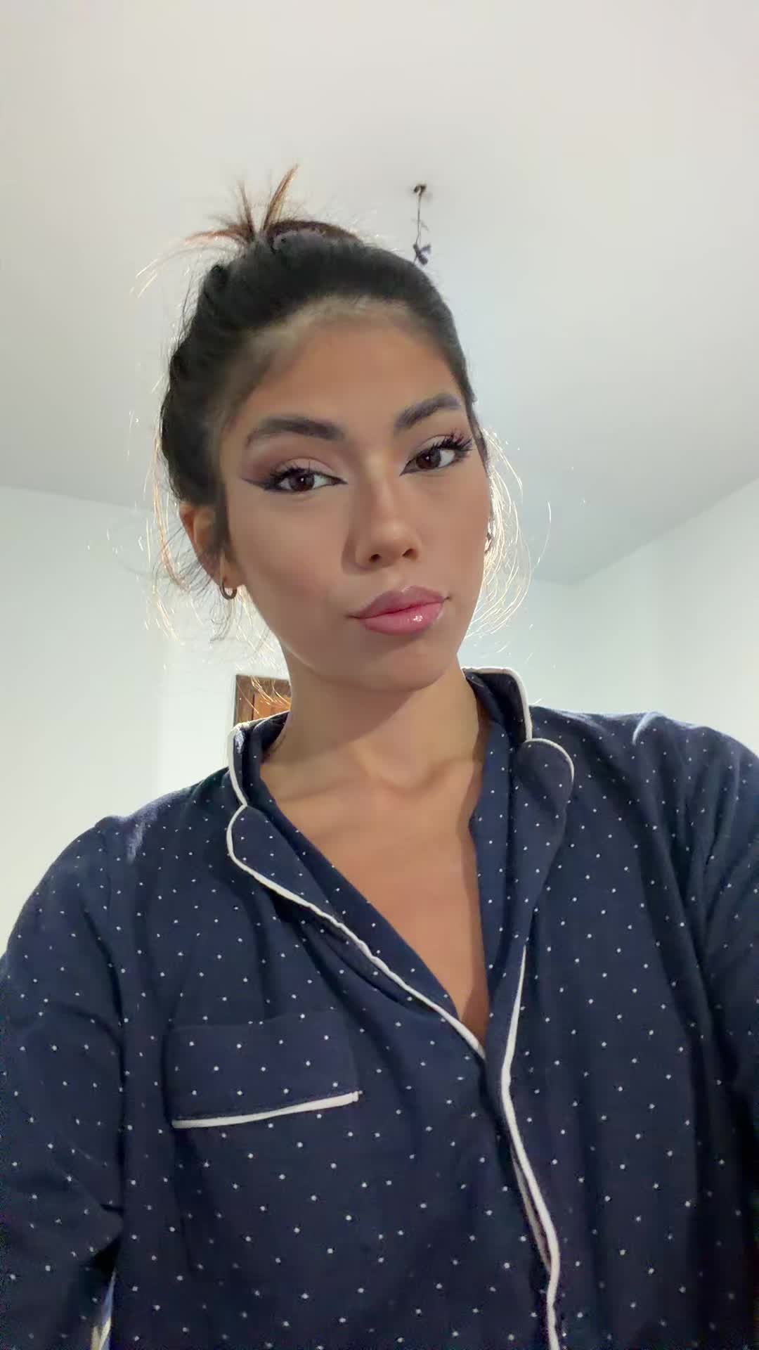 @💋🇵🇪