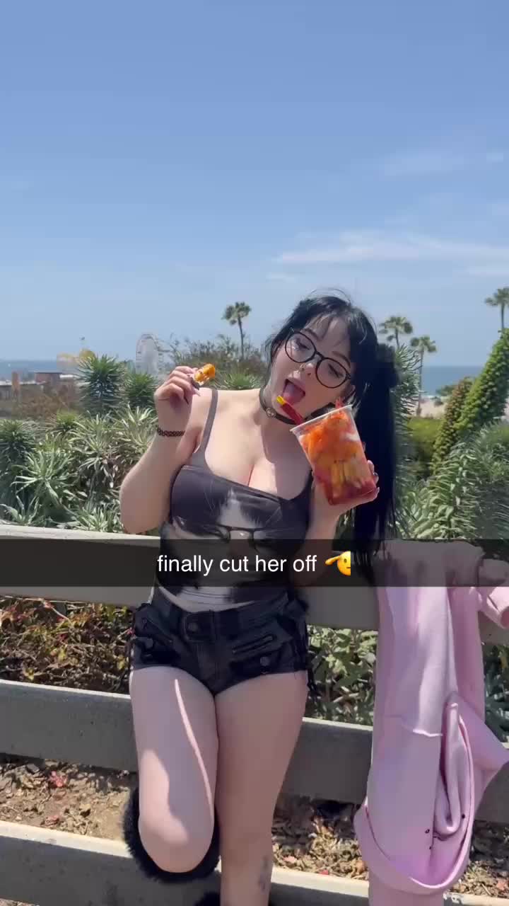 @Charli