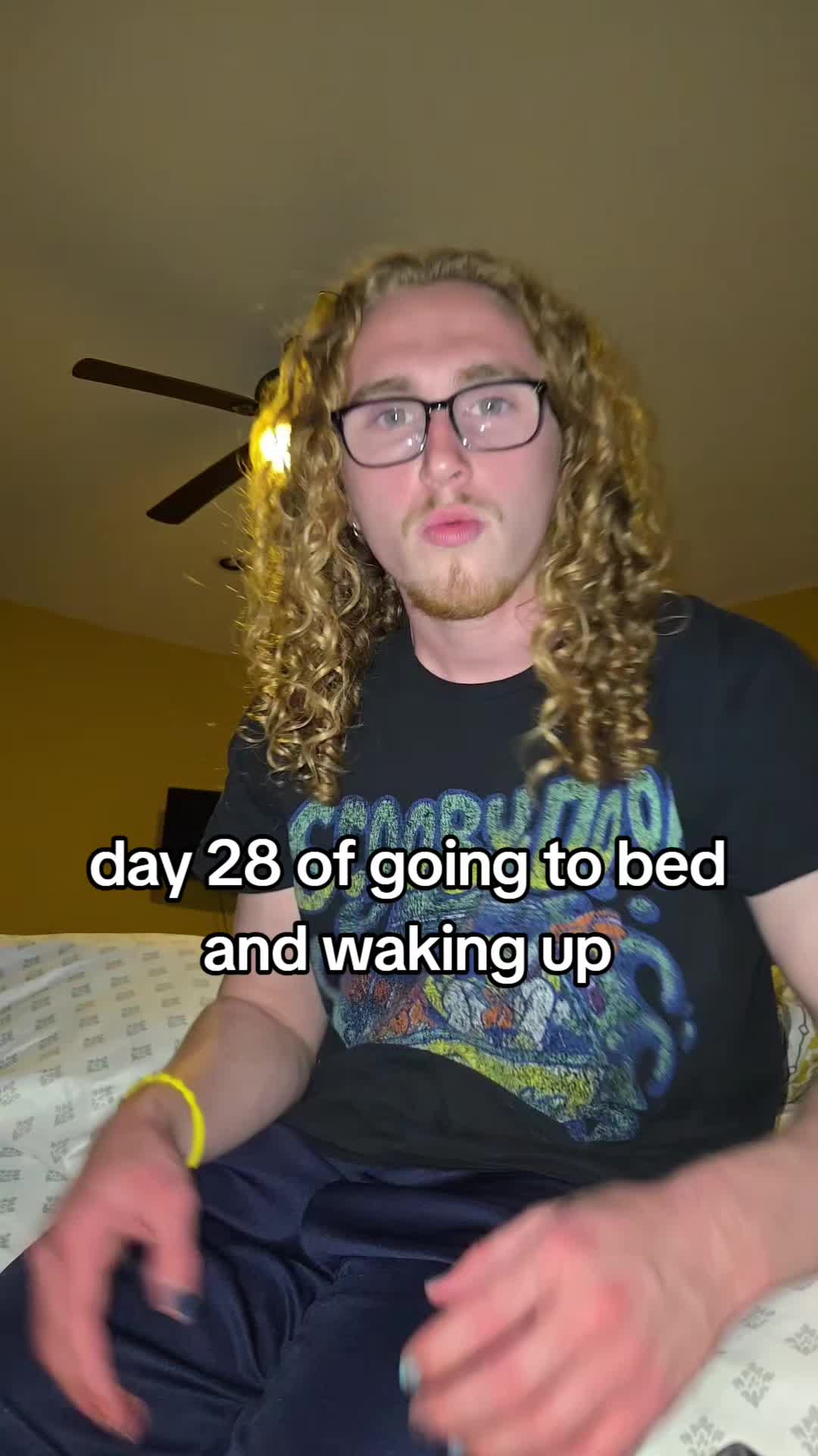 @GoldieGl0cks