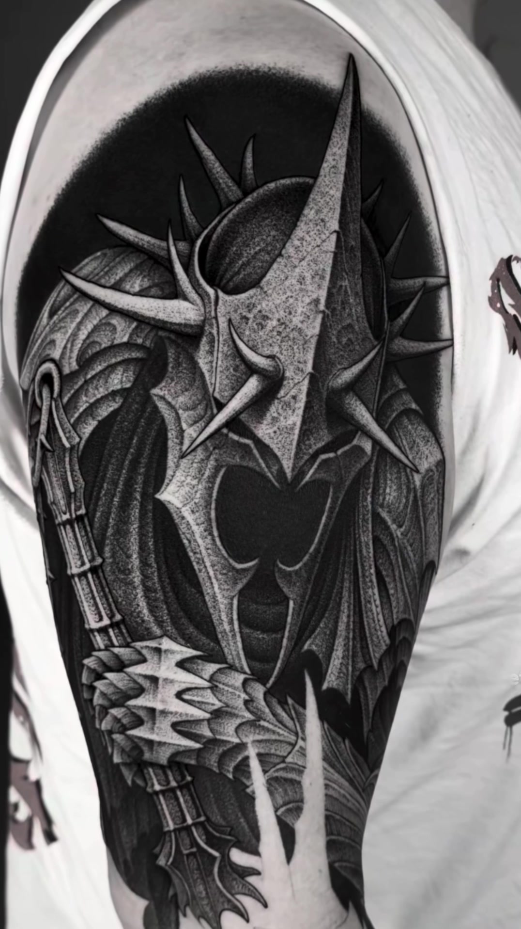 @Brennnessel Tattoo Berlin