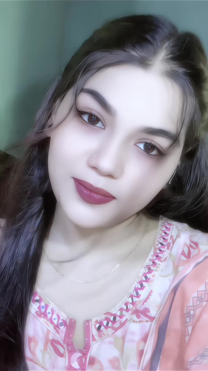 @PRIYA 🌘🌻