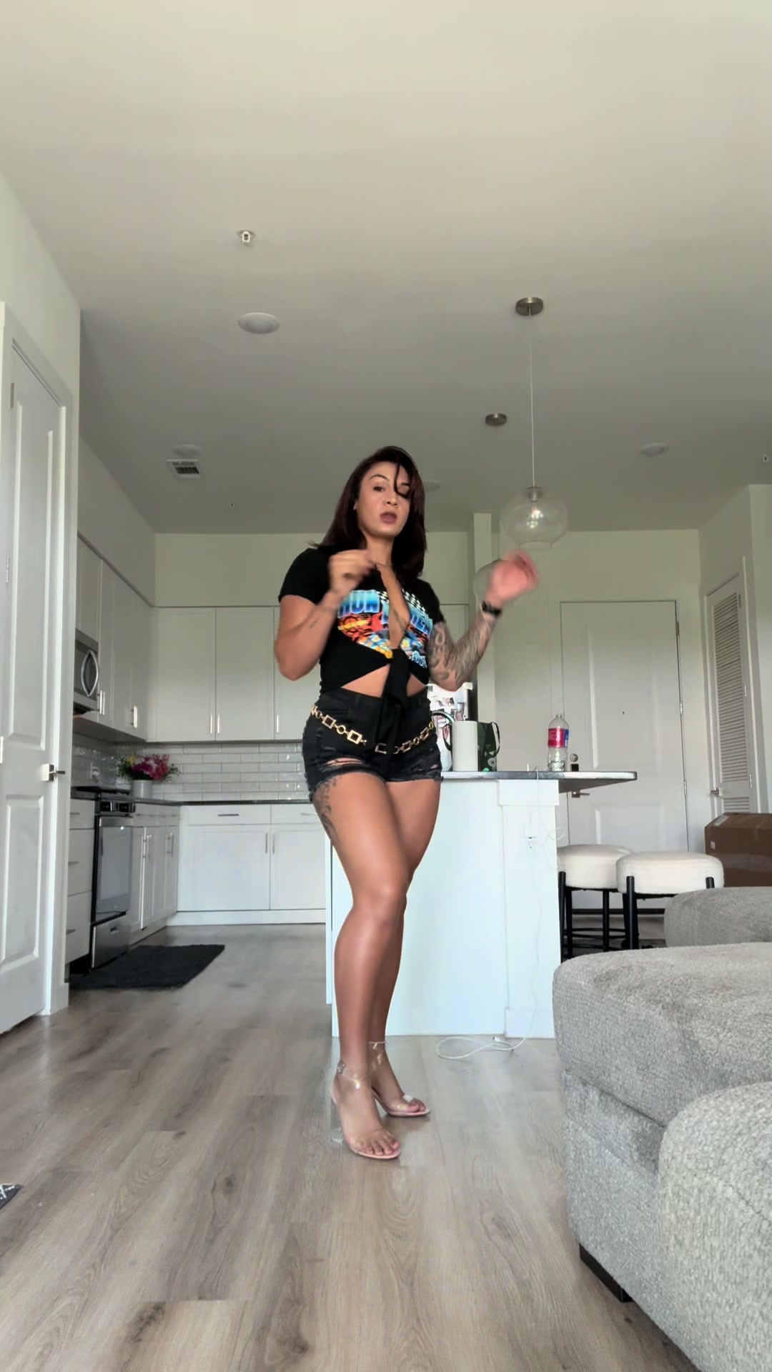 @ibuildbaddies