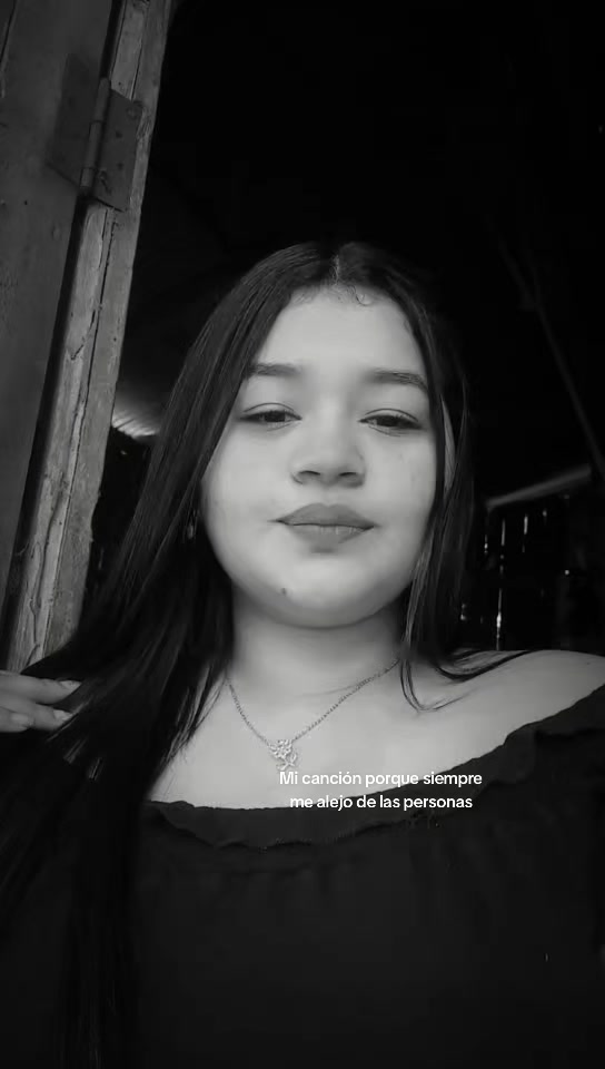 @Nallelhy🦋