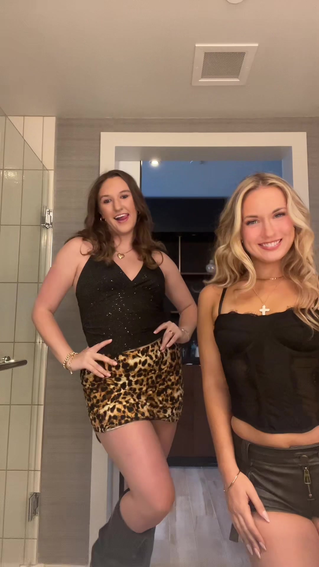 @hannahlybrand