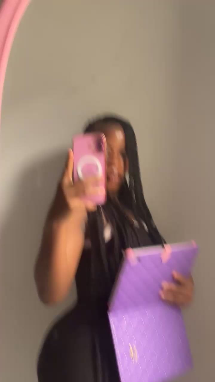 @GEE QUEEN