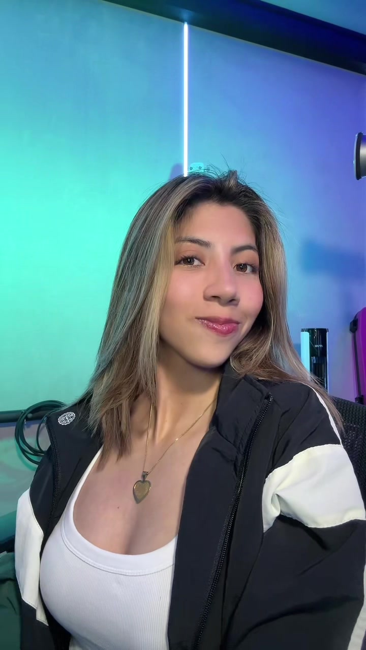 @KATIAVLOGS
