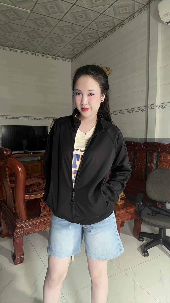 @T&acirc;m&ensp;Ch&uacute;c