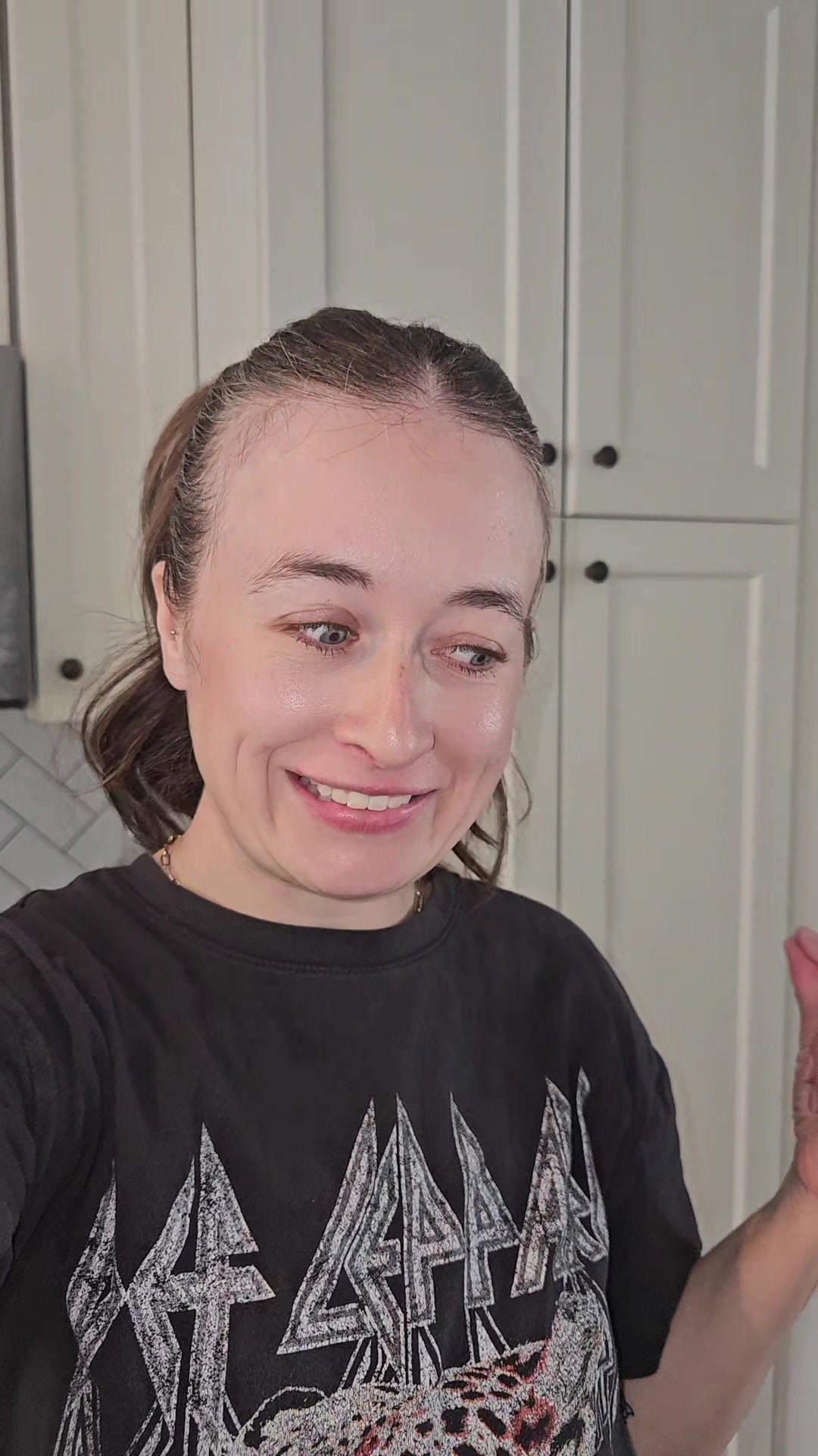 @alyssa | unaesthetic mom